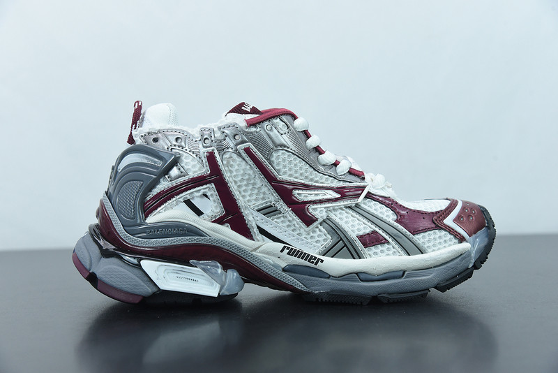 Ba*len*cia*ga runner sneaker