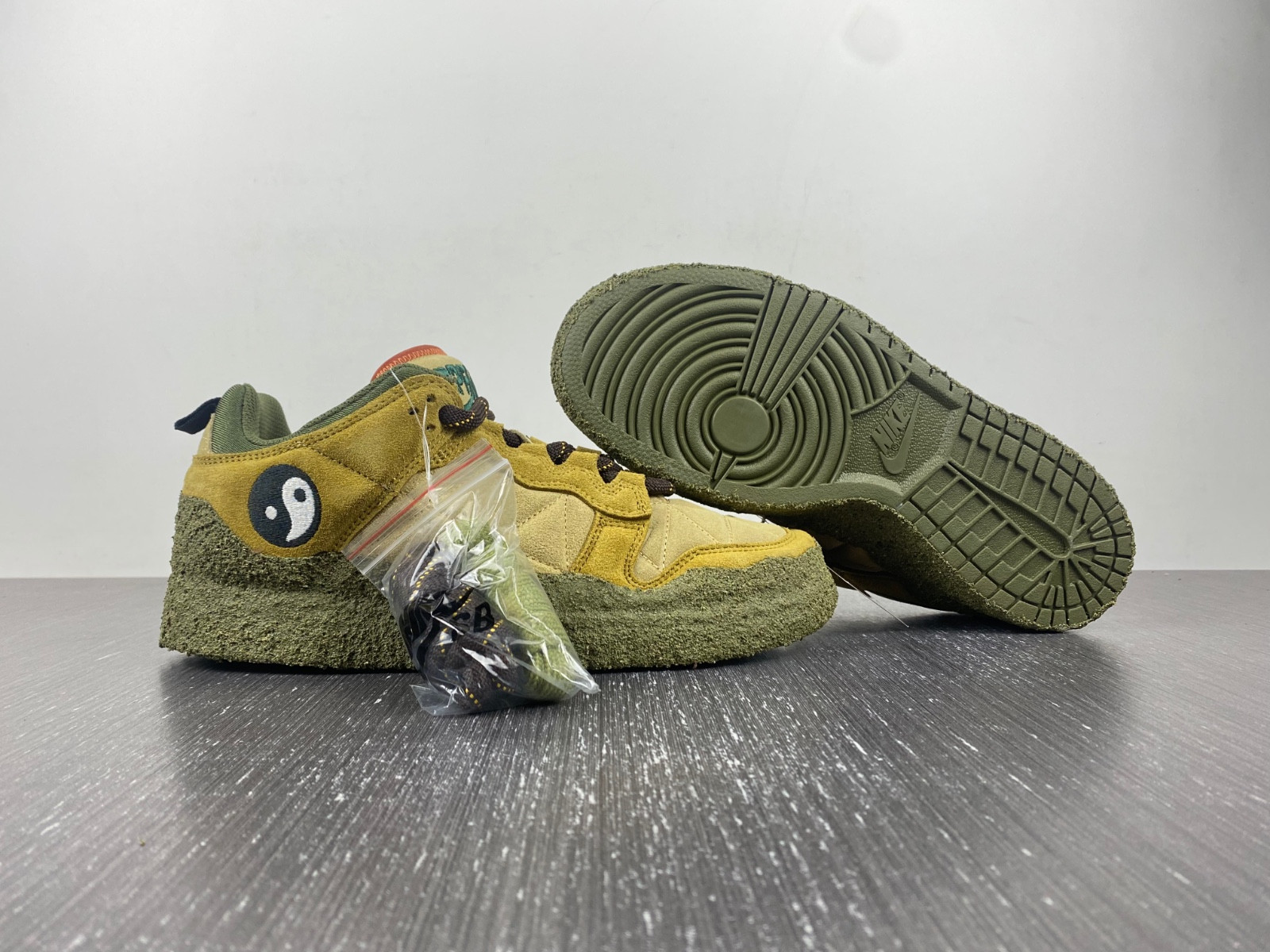 nike cactus plant flea market x dunk low sp ''tan mossy green'' dm0430-700
