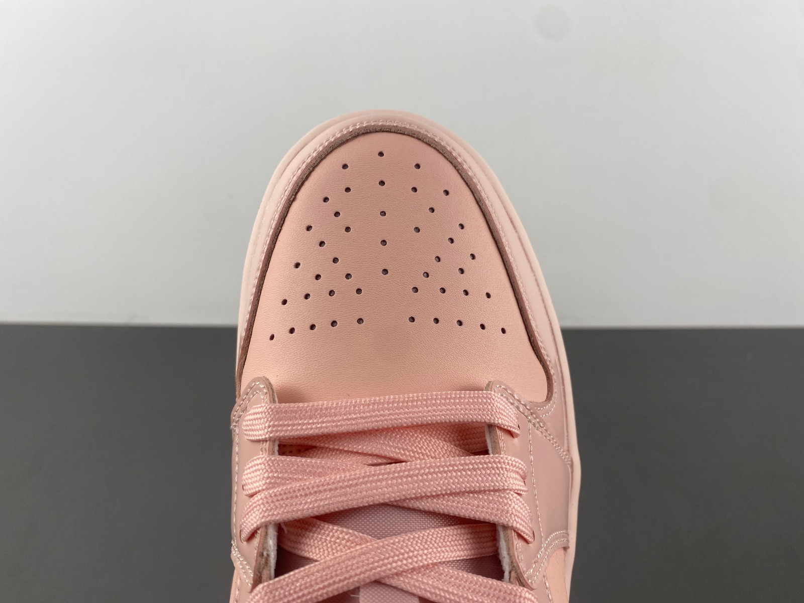 Air Jordan 1 Low "Valentine