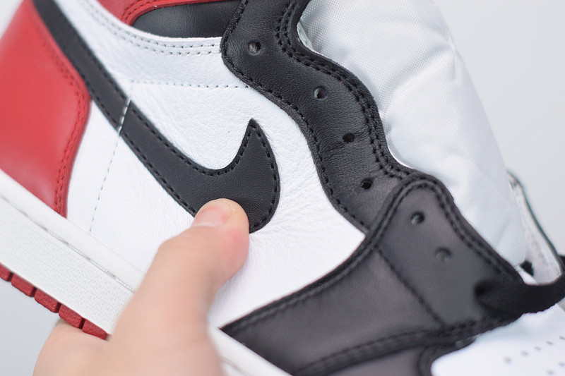 air jordan 1 retro high og "black toe 2016 release" 555088-125