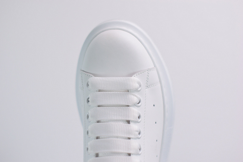 alexer mceen sneakers