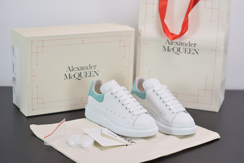 alexer mceen sneakers