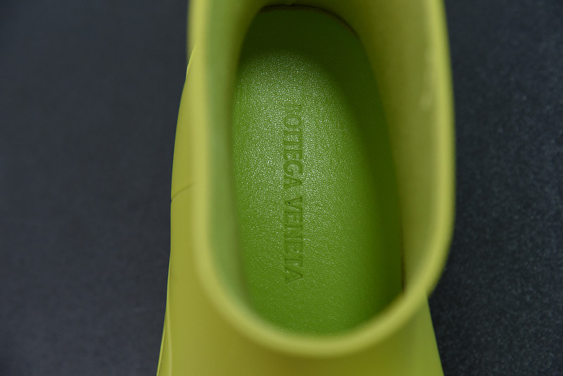 Bo*te*ga ve*ne*ta sneaker