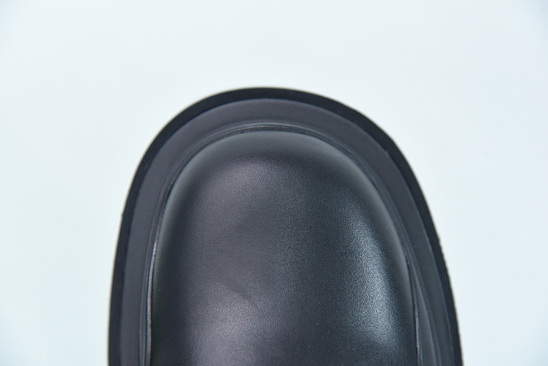 Bo*te*ga ve*ne*ta sneaker