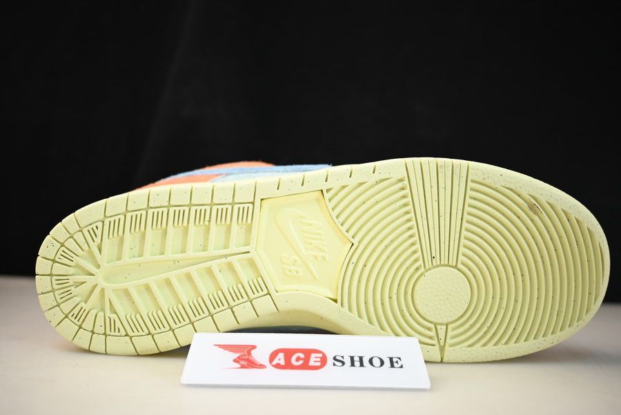 nike sb dunk low orange noise aqua dv5429-800