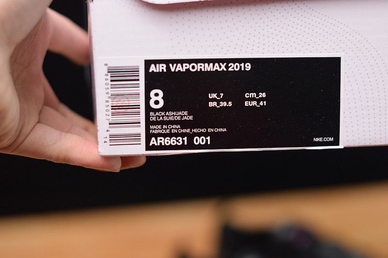 nike air vapormax 2019 throwback future ar6631-001