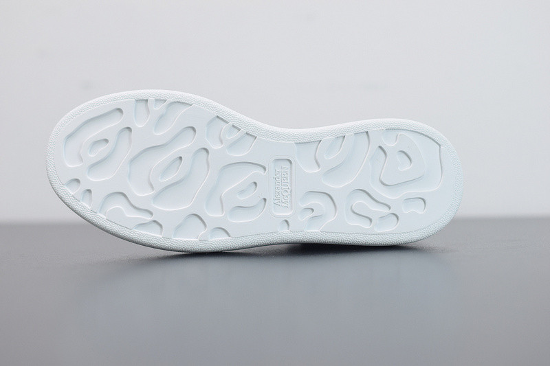 alexer mceen sneakers