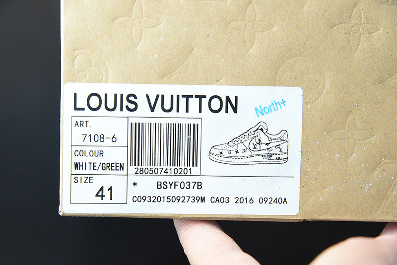 lvt x nike air force1