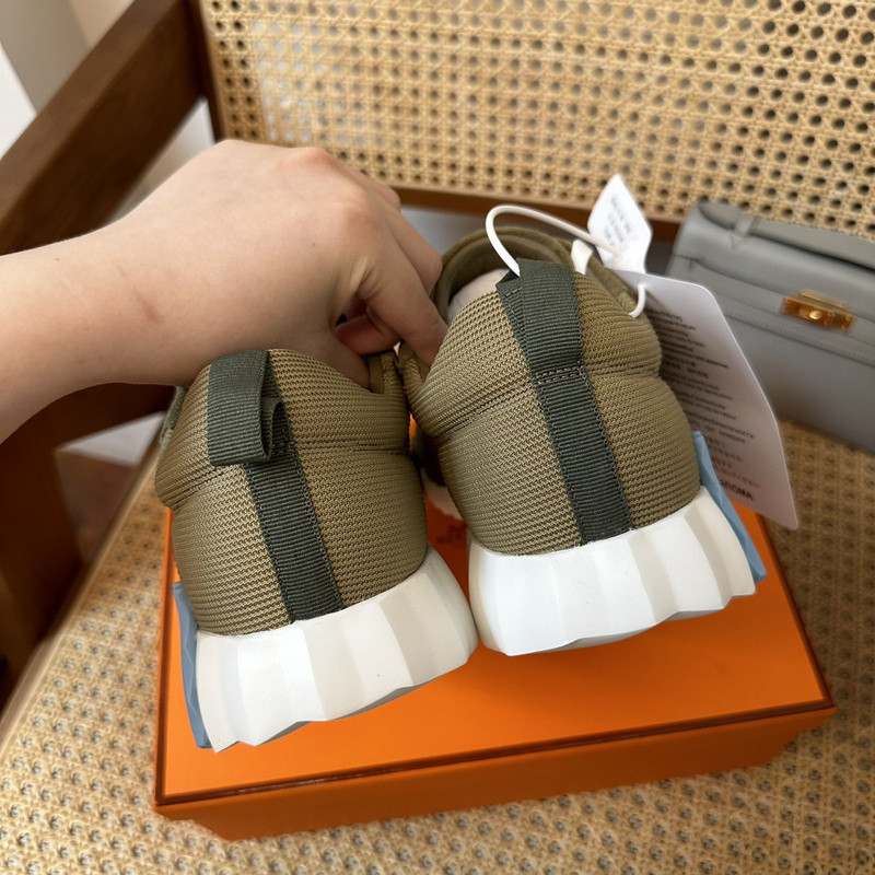H**mes sneaker