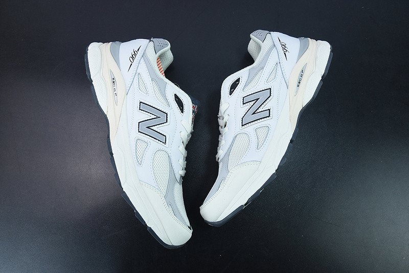 new balance sneaker