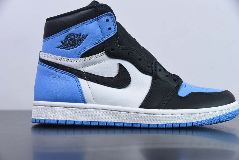 air jordan 1 high og “university blue” dz5485-400
