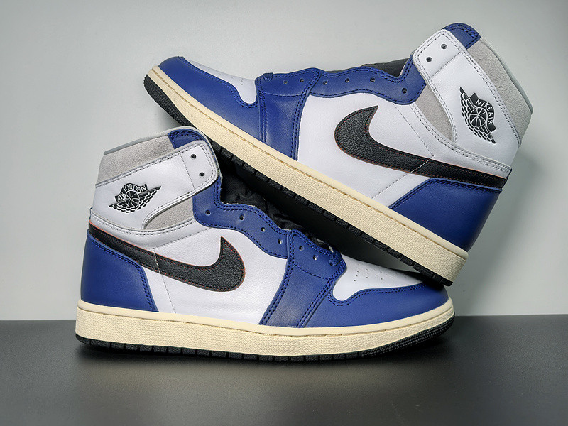Air Jordan 1 High OG "White/Deep Royal Blue" DZ5485-100