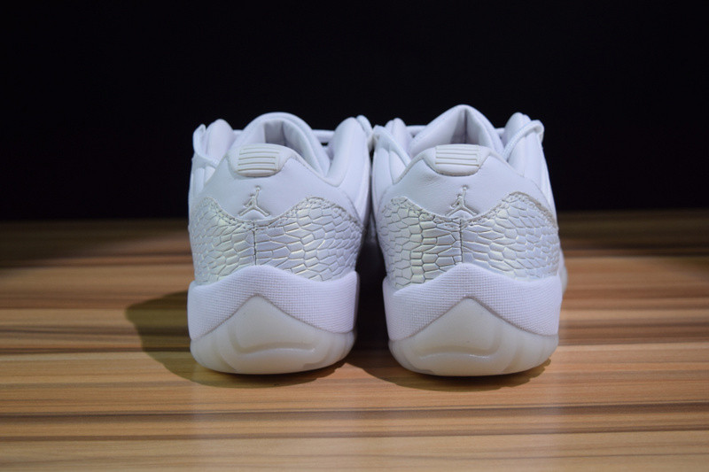 air jordan 11 ret low pr hc gg (gs) "heiress" 897331-100