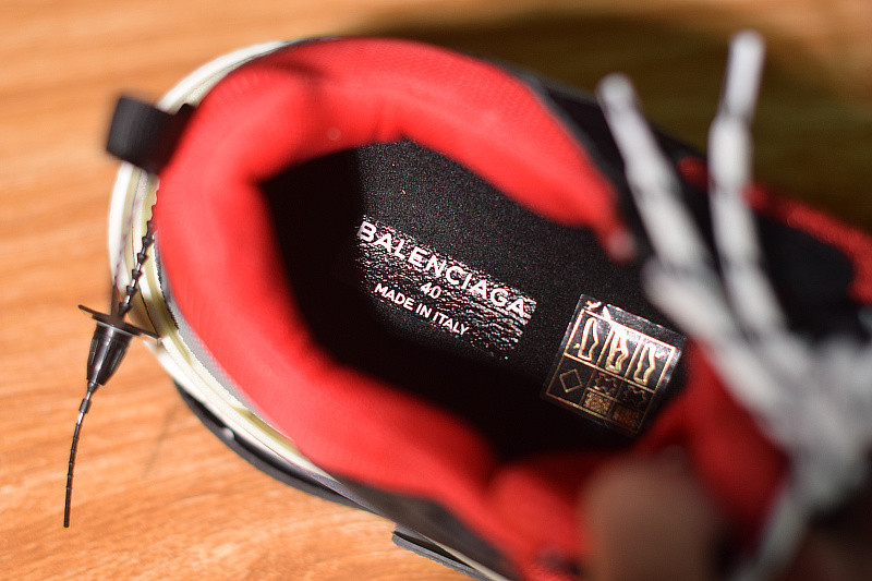 bc triple s trainer 483513 w06e1 1006