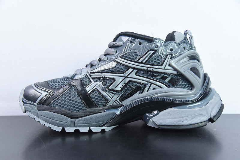 Ba*len*cia*ga runner sneaker