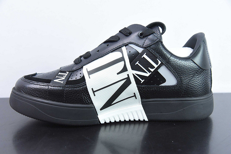 valentino sneaker