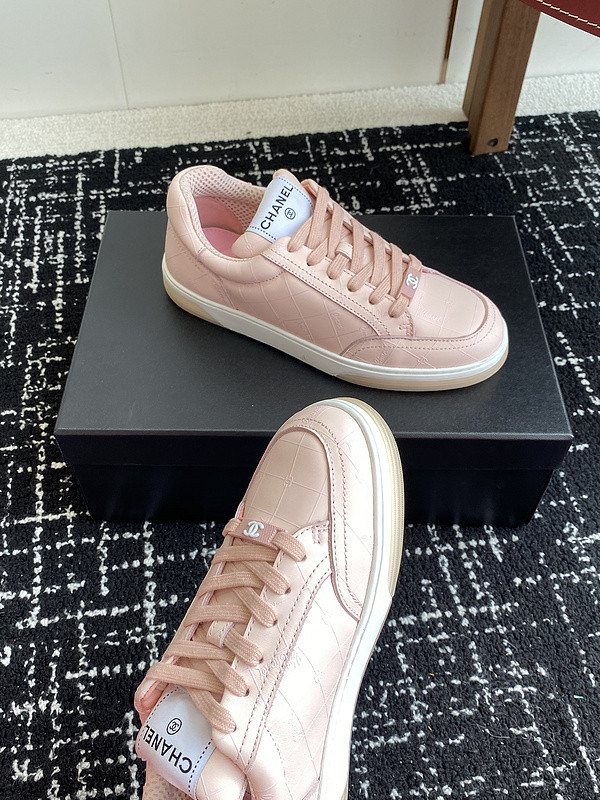 Chanel Sneaker