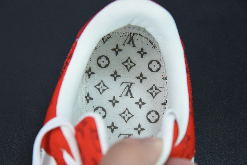 lvt x nike air force1