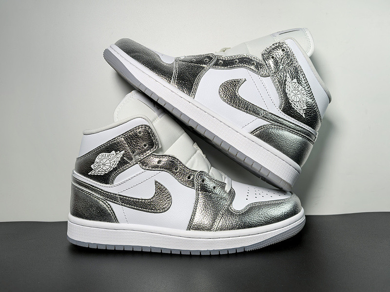 Air Jordan 1 Mid SE Metallic Silver FN5031-100