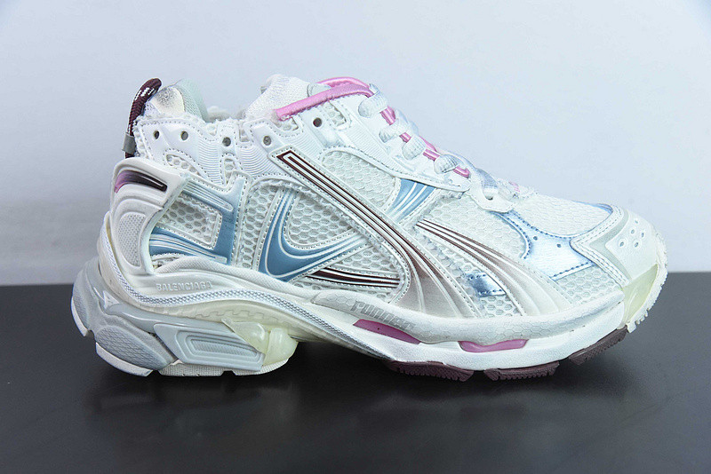 Balenciaga Runner Sneaker