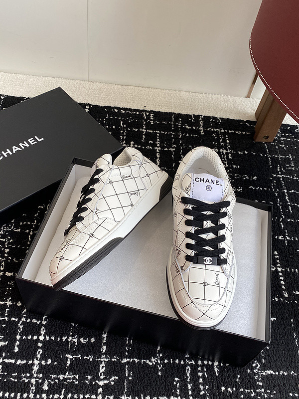 Chanel Sneaker