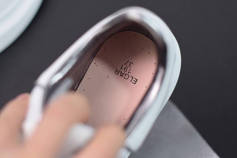 alexer mceen sneakers