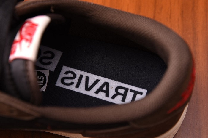 air jordan 1 retro high travis scott low dark mocha cq4277-001